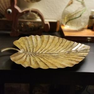 Brass leaf wall art / table decor